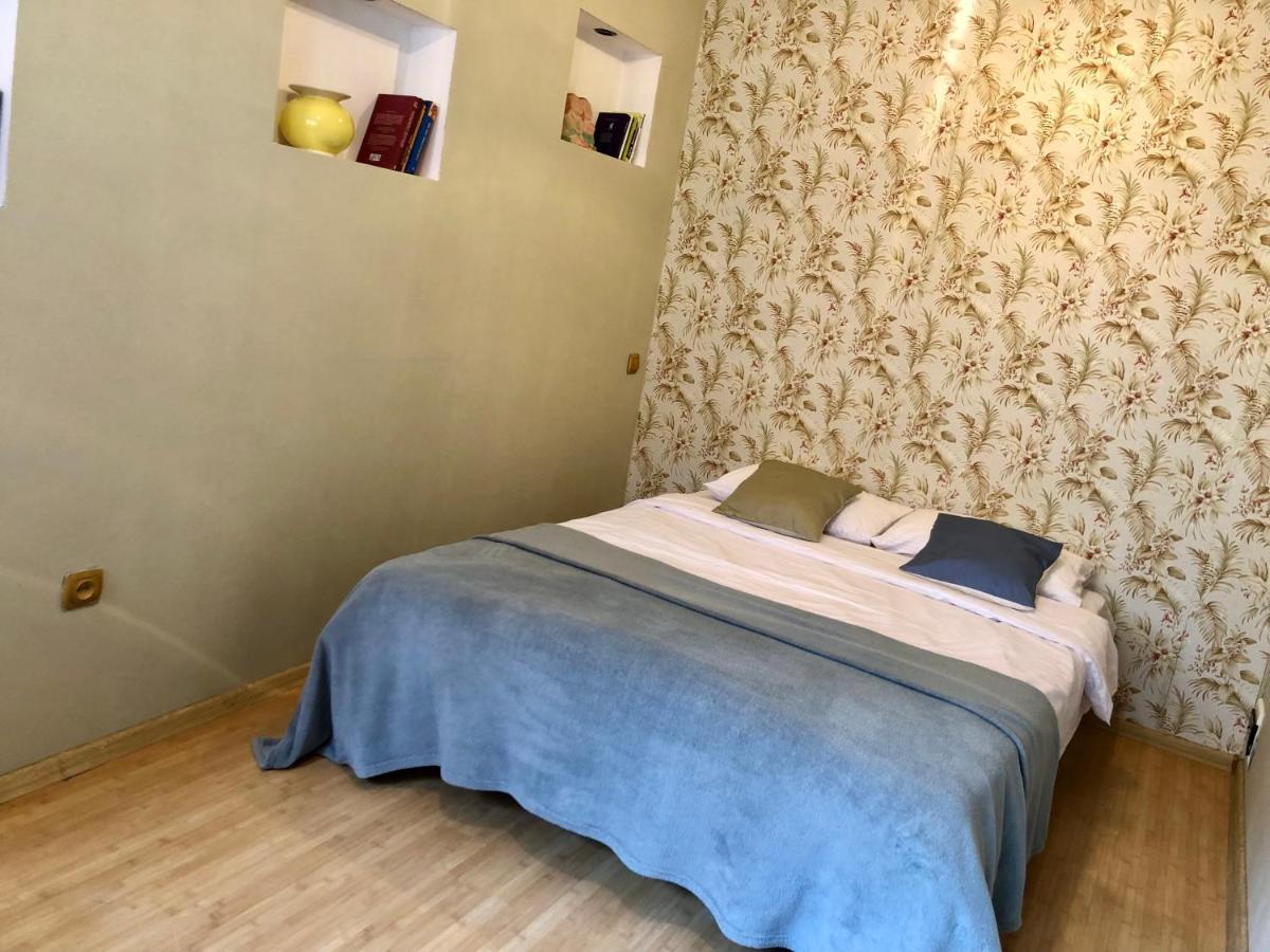 Apartment In The City Centre Λβιβ Εξωτερικό φωτογραφία