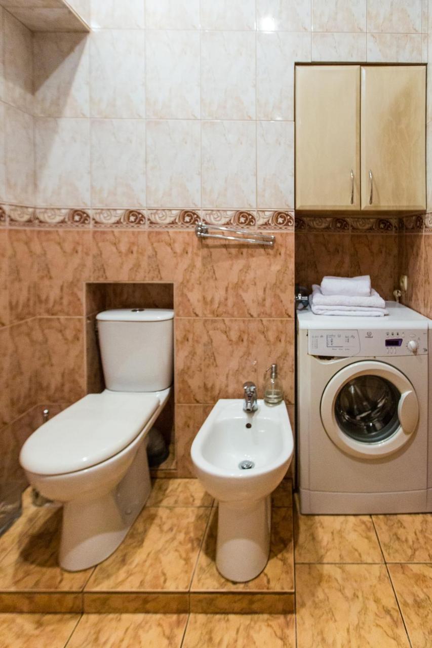 Apartment In The City Centre Λβιβ Εξωτερικό φωτογραφία