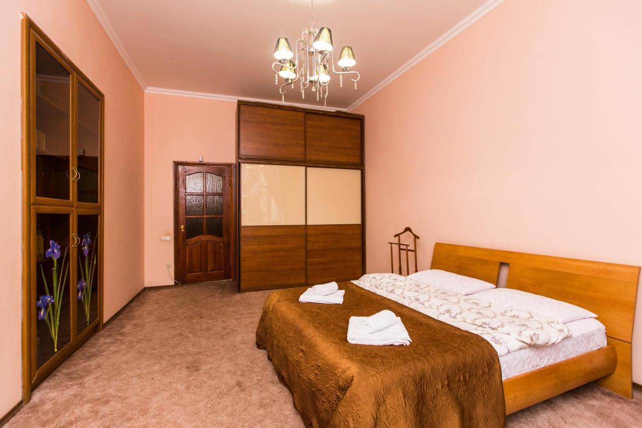 Apartment In The City Centre Λβιβ Εξωτερικό φωτογραφία